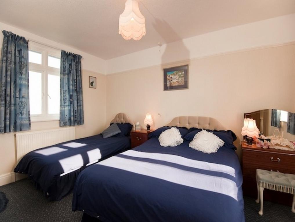 Penhalt Farm Apartment Bude Bagian luar foto