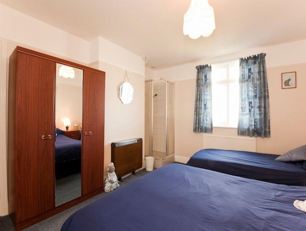 Penhalt Farm Apartment Bude Bagian luar foto