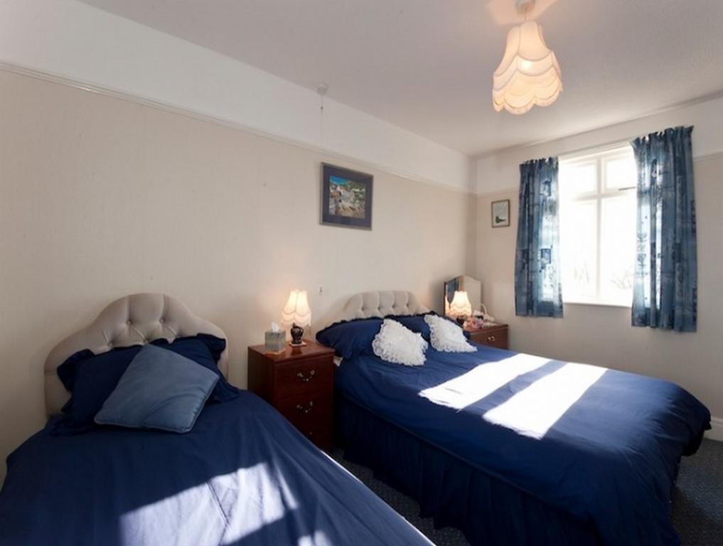 Penhalt Farm Apartment Bude Bagian luar foto
