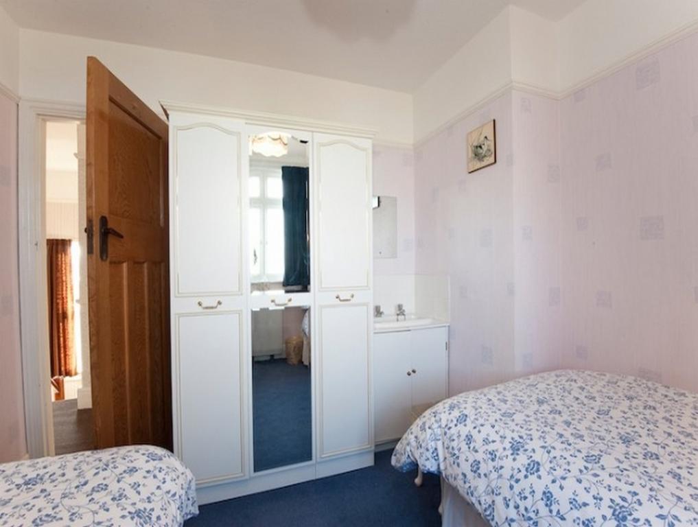 Penhalt Farm Apartment Bude Bagian luar foto